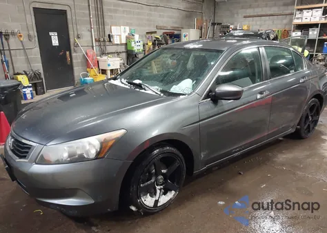 2010 Honda Accord 2.4 Lx-P z USA, uszkodzony, nr VIN 1HGCP2F40AA003279